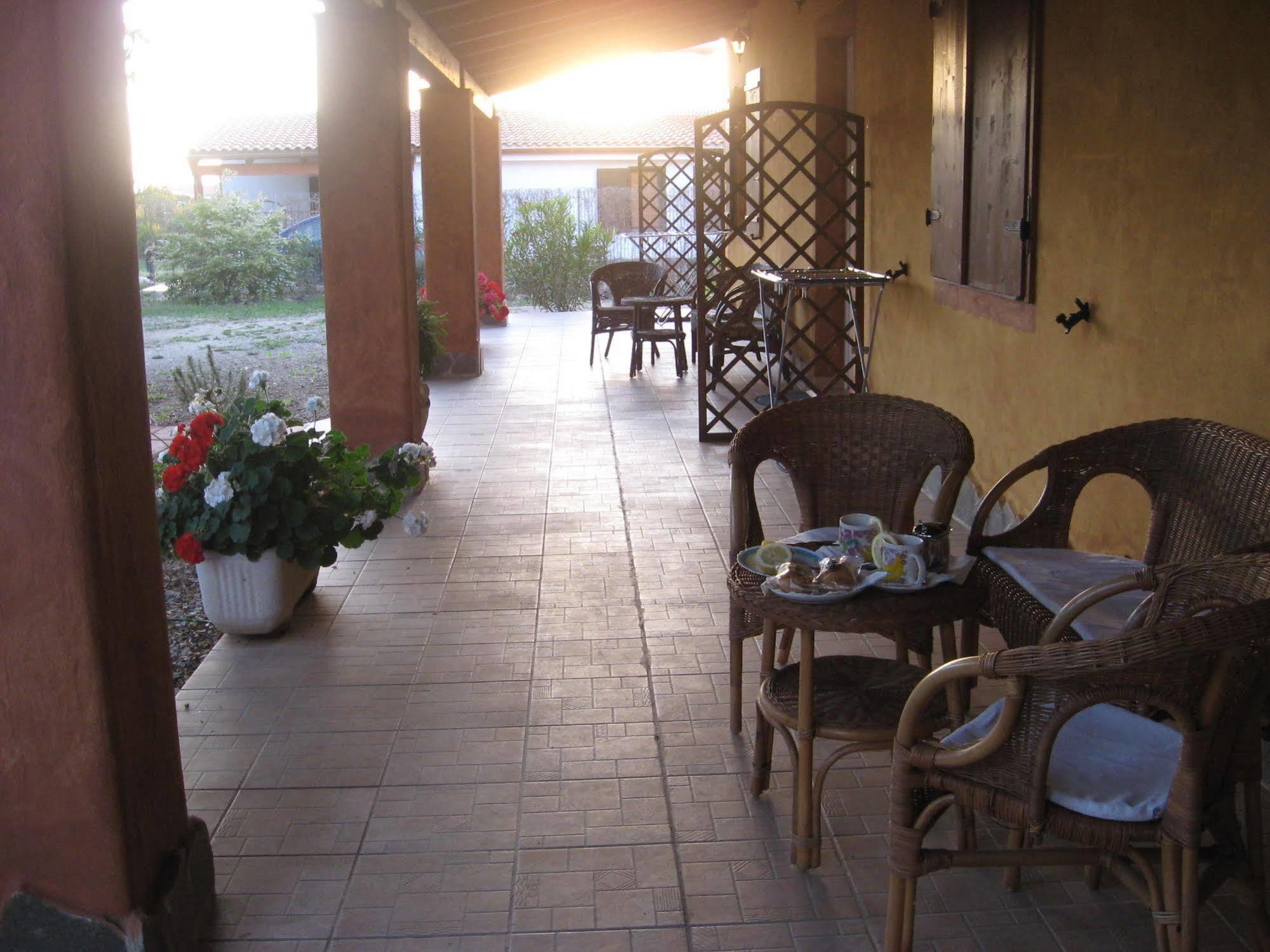 Agriturismo La Barca In Secca Olmedo Exterior foto